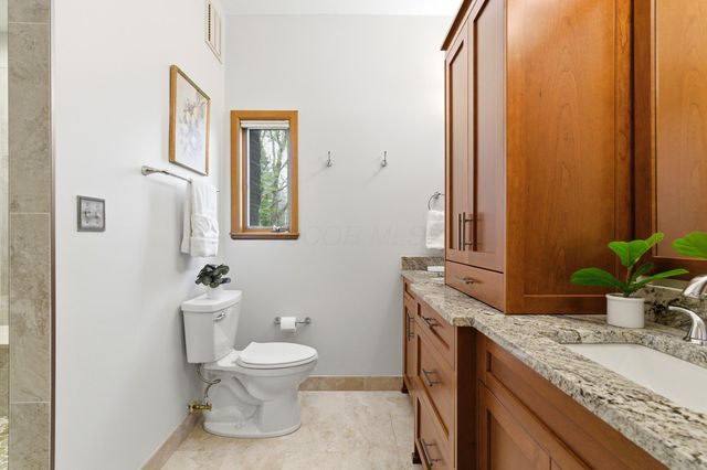 7985 Riverside Drive, Dublin, OH 43016