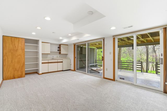 7985 Riverside Drive, Dublin, OH 43016