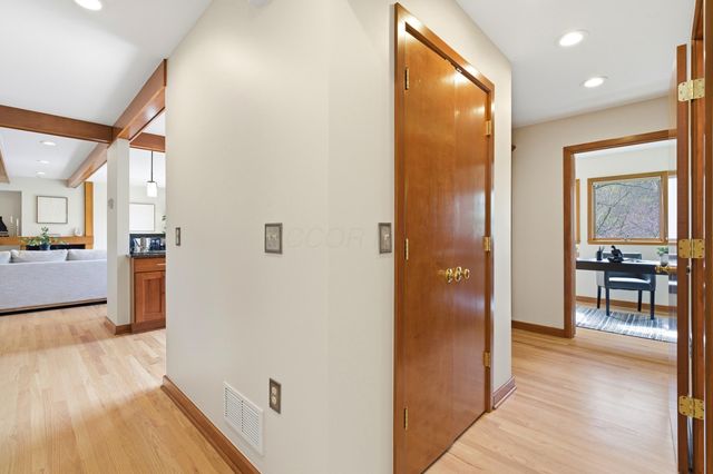 7985 Riverside Drive, Dublin, OH 43016