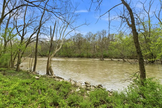 7985 Riverside Drive, Dublin, OH 43016