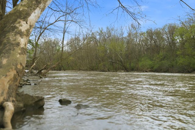 7985 Riverside Drive, Dublin, OH 43016
