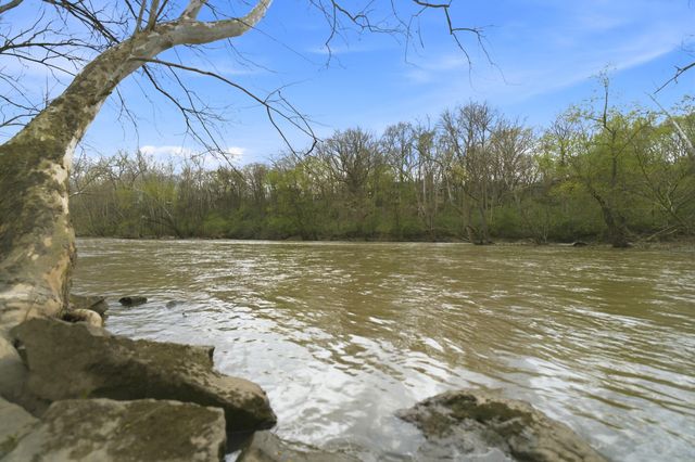 7985 Riverside Drive, Dublin, OH 43016