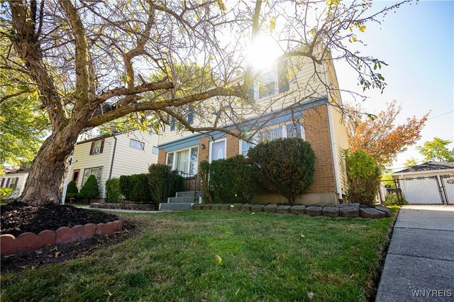 20 Brookville Drive, Tonawanda, NY 14150