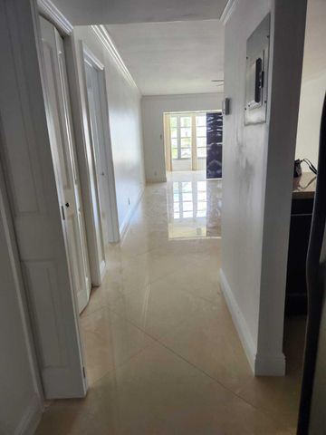 9355 SW 8th Street 222, Boca Raton, FL 33428