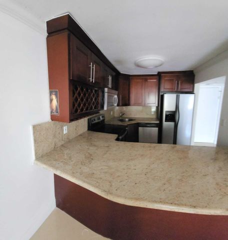 9355 SW 8th Street 222, Boca Raton, FL 33428