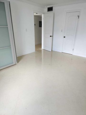 9355 SW 8th Street 222, Boca Raton, FL 33428