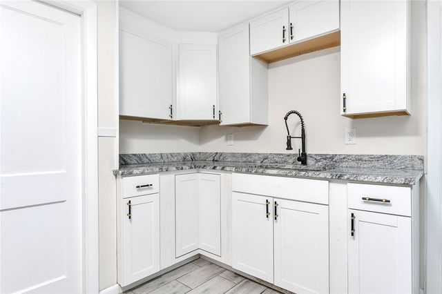 11 Sunset Avenue, Coventry, RI 02816