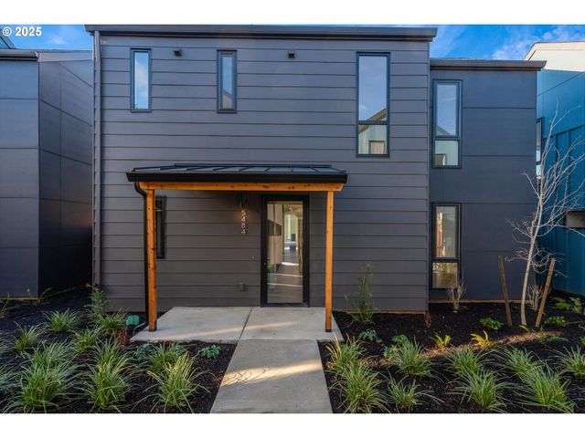 5484 Se Boise St, Portland, OR 97206