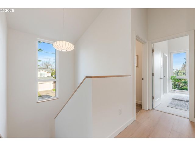 5484 Se Boise St, Portland, OR 97206