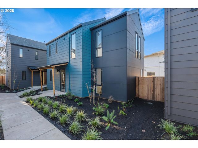 5484 Se Boise St, Portland, OR 97206