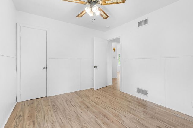99 Eldredge Street, Battle Creek, MI 49037