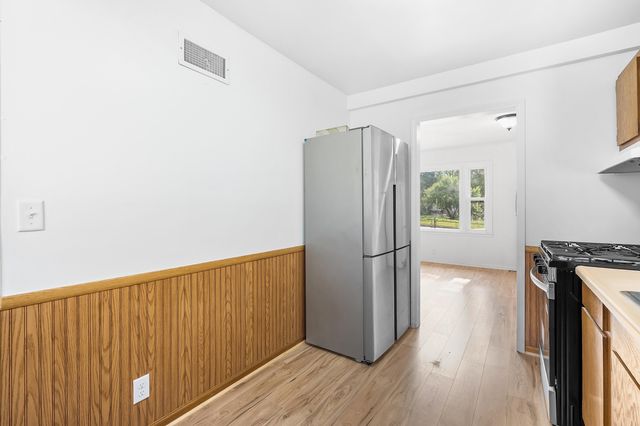 99 Eldredge Street, Battle Creek, MI 49037