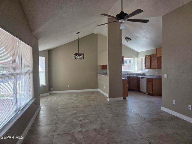 505 VON BARGEN Drive, Horizon City, TX 79928