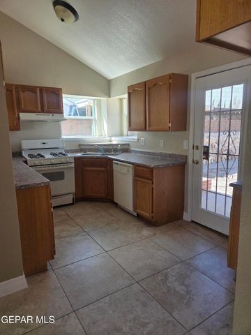 505 VON BARGEN Drive, Horizon City, TX 79928