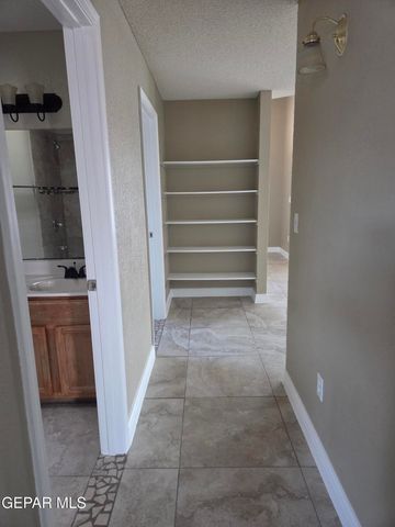 505 VON BARGEN Drive, Horizon City, TX 79928