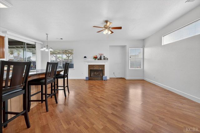 795 Northstar Drive, Hanford, CA 93230