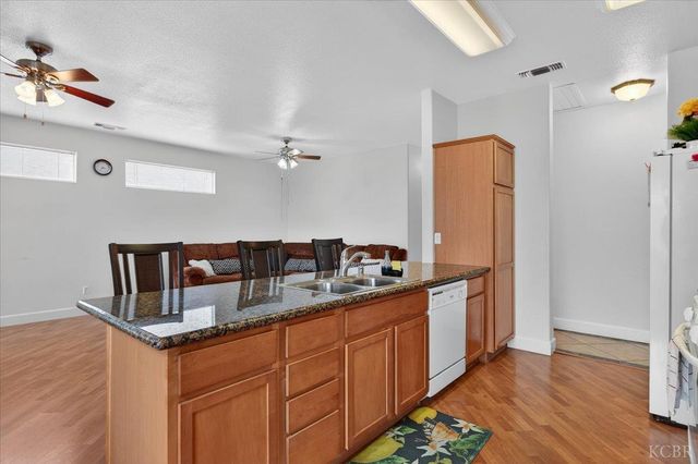 795 Northstar Drive, Hanford, CA 93230