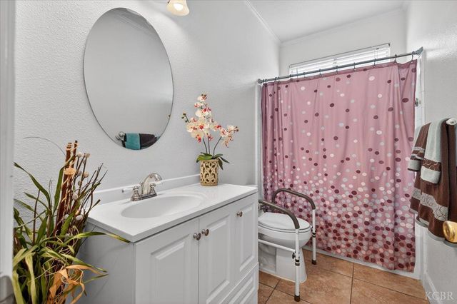 795 Northstar Drive, Hanford, CA 93230