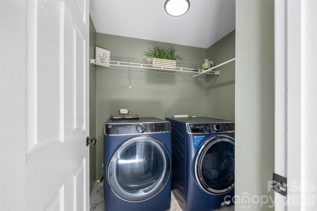 12141 Stone Forest Drive, Pineville, NC 28134