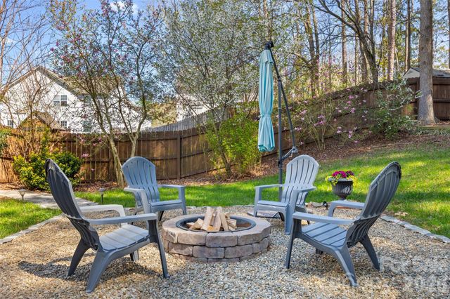 12141 Stone Forest Drive, Pineville, NC 28134