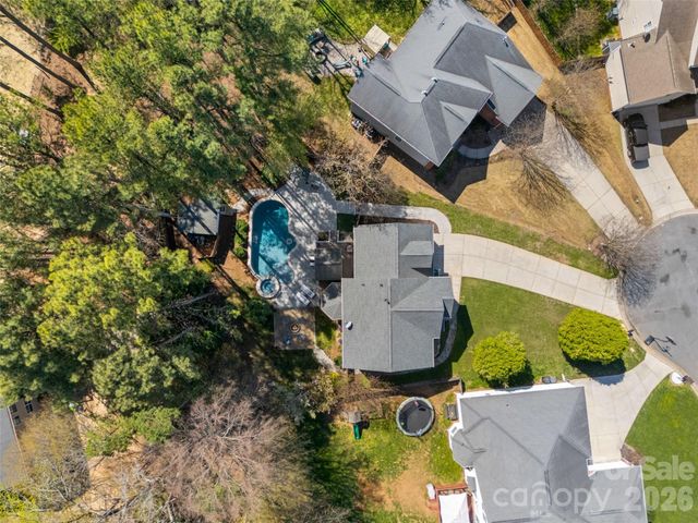 12141 Stone Forest Drive, Pineville, NC 28134
