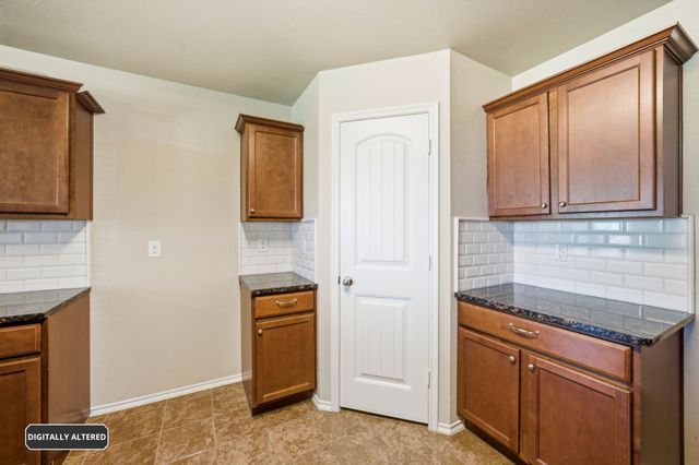 1413 N Houston Street, Royse City, TX 75189