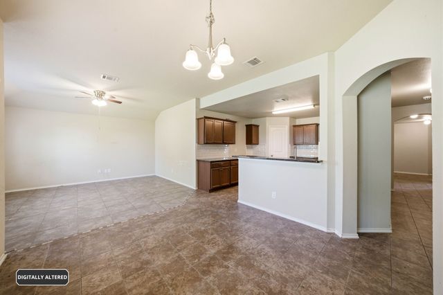 1413 N Houston Street, Royse City, TX 75189