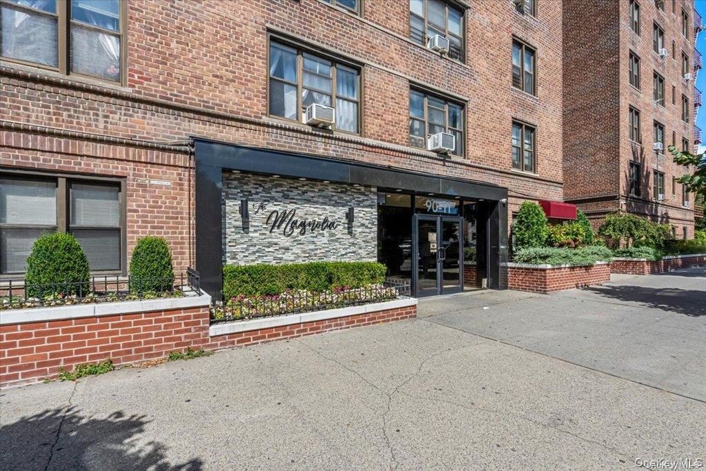 90-11 35 Avenue 1D, Jackson Heights, NY 11372