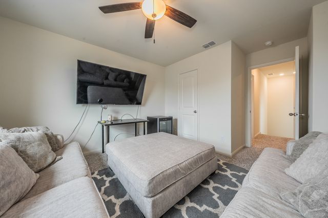 8317 Smokey Creek Pass, Fort Worth, TX 76179