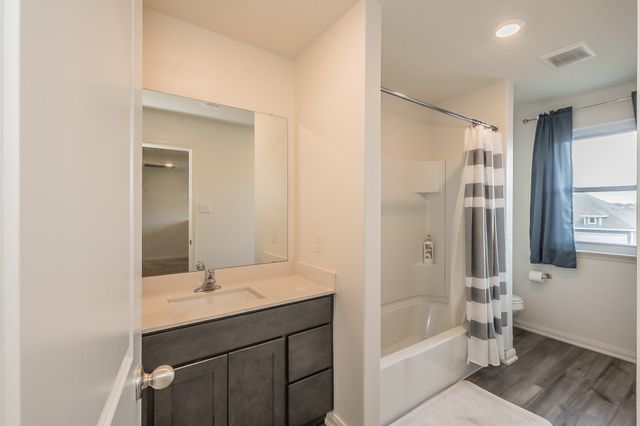 8317 Smokey Creek Pass, Fort Worth, TX 76179