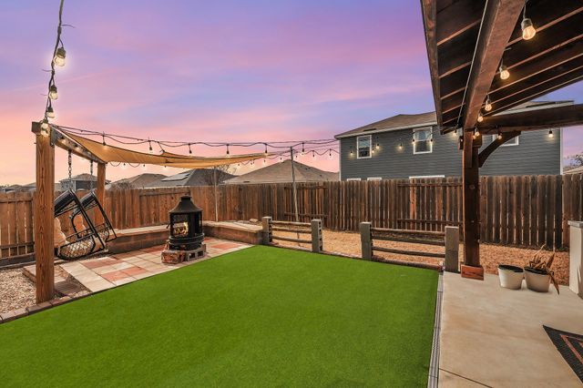 8317 Smokey Creek Pass, Fort Worth, TX 76179