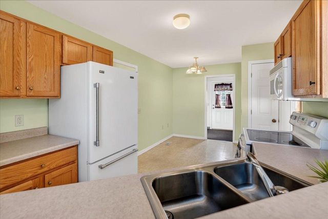 1121 Warner Street, Black Earth, WI 53515