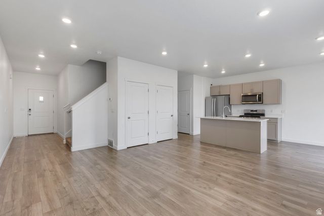 1308 S RAINTREE LN, Santaquin, UT 84655