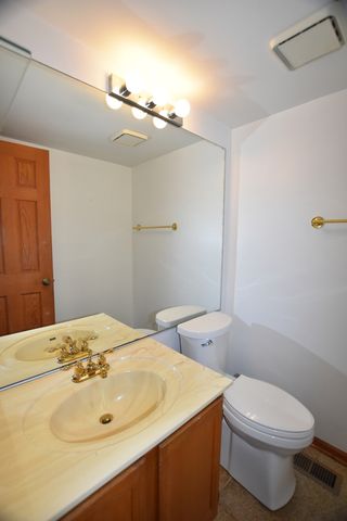 4475 Olmstead Drive, Hoffman Estates, IL 60192