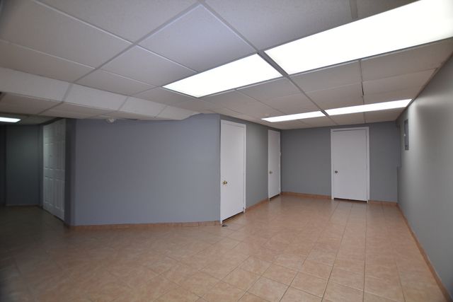 4475 Olmstead Drive, Hoffman Estates, IL 60192