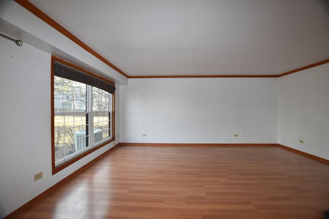 4475 Olmstead Drive, Hoffman Estates, IL 60192