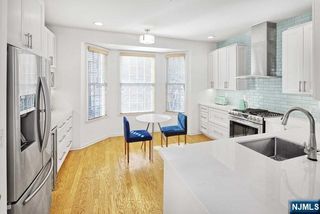 453 Albany Court, West New York, NJ 07093
