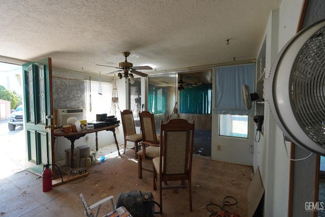 216 Donalda Court, Wofford Heights, CA 93285