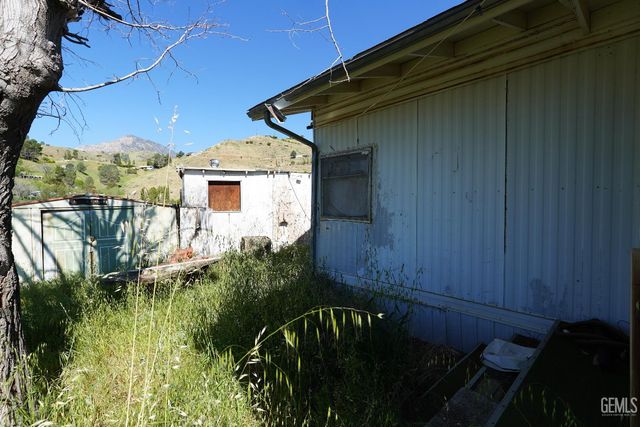 216 Donalda Court, Wofford Heights, CA 93285