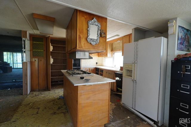 216 Donalda Court, Wofford Heights, CA 93285