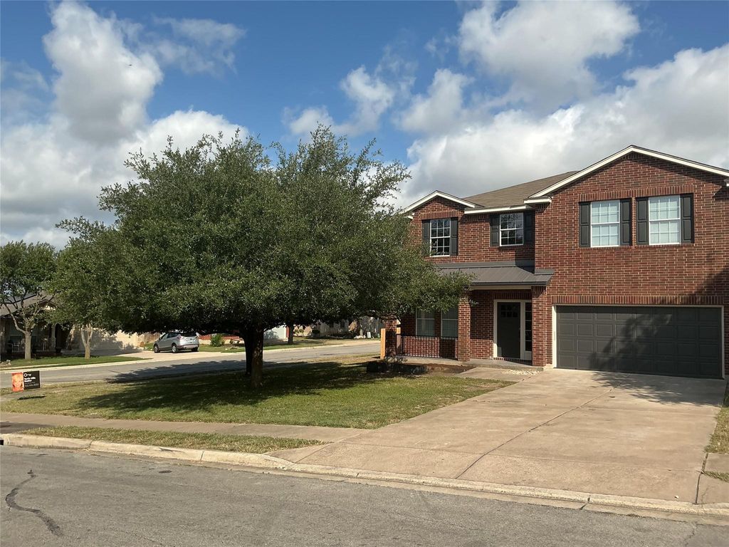 117 Waterloo DR, Kyle, TX 78640