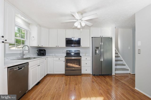 7625 SHEFFIELD GREEN WAY, Lorton, VA 22079