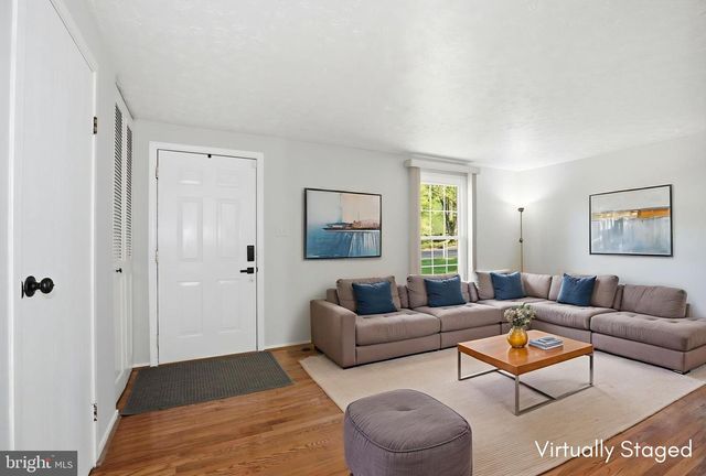 7625 SHEFFIELD GREEN WAY, Lorton, VA 22079
