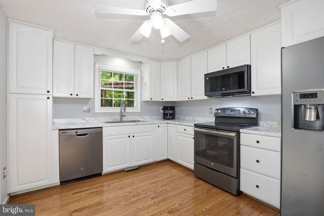 7625 SHEFFIELD GREEN WAY, Lorton, VA 22079