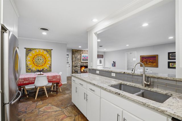 4360 Whitfield Avenue, Fort Worth, TX 76109