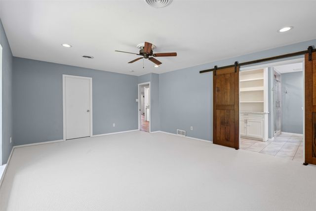 4360 Whitfield Avenue, Fort Worth, TX 76109