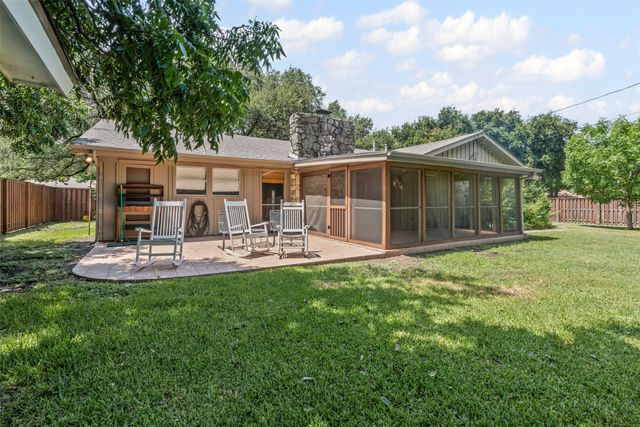 4360 Whitfield Avenue, Fort Worth, TX 76109