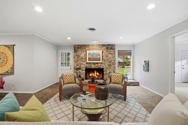 4360 Whitfield Avenue, Fort Worth, TX 76109