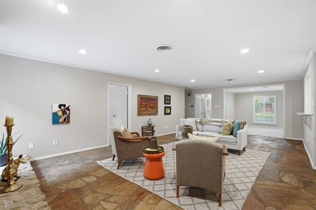 4360 Whitfield Avenue, Fort Worth, TX 76109