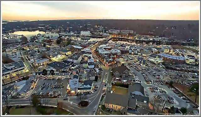 5 Church Lane 410, Westport, CT 06880